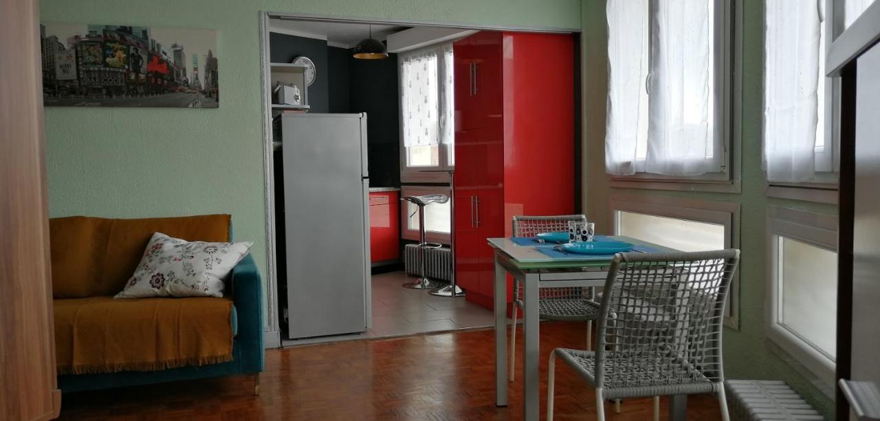 Appartement Coquet Centre Ville Filigrando Bourges Buitenkant foto