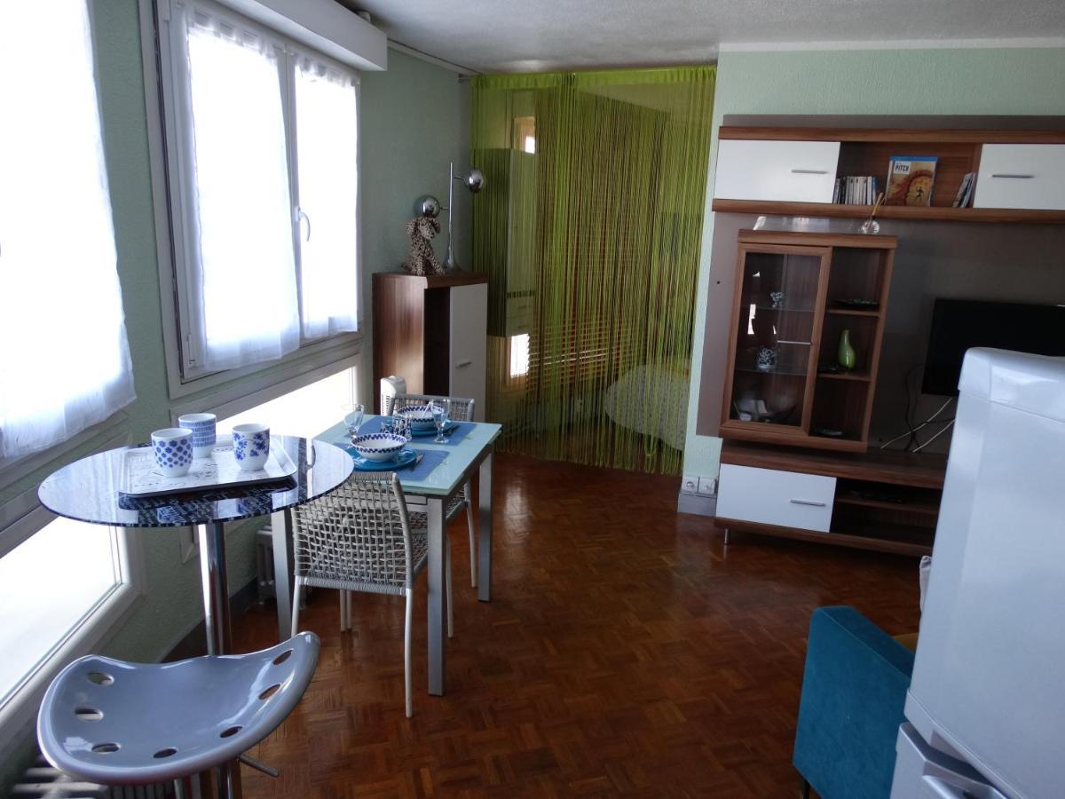 Appartement Coquet Centre Ville Filigrando Bourges Buitenkant foto