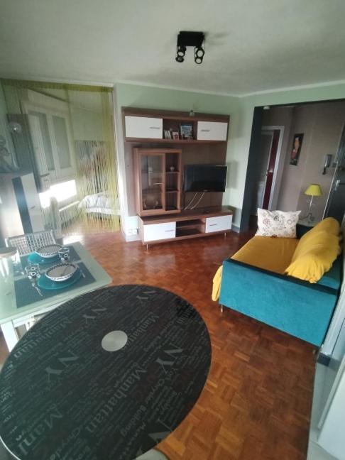 Appartement Coquet Centre Ville Filigrando Bourges Buitenkant foto